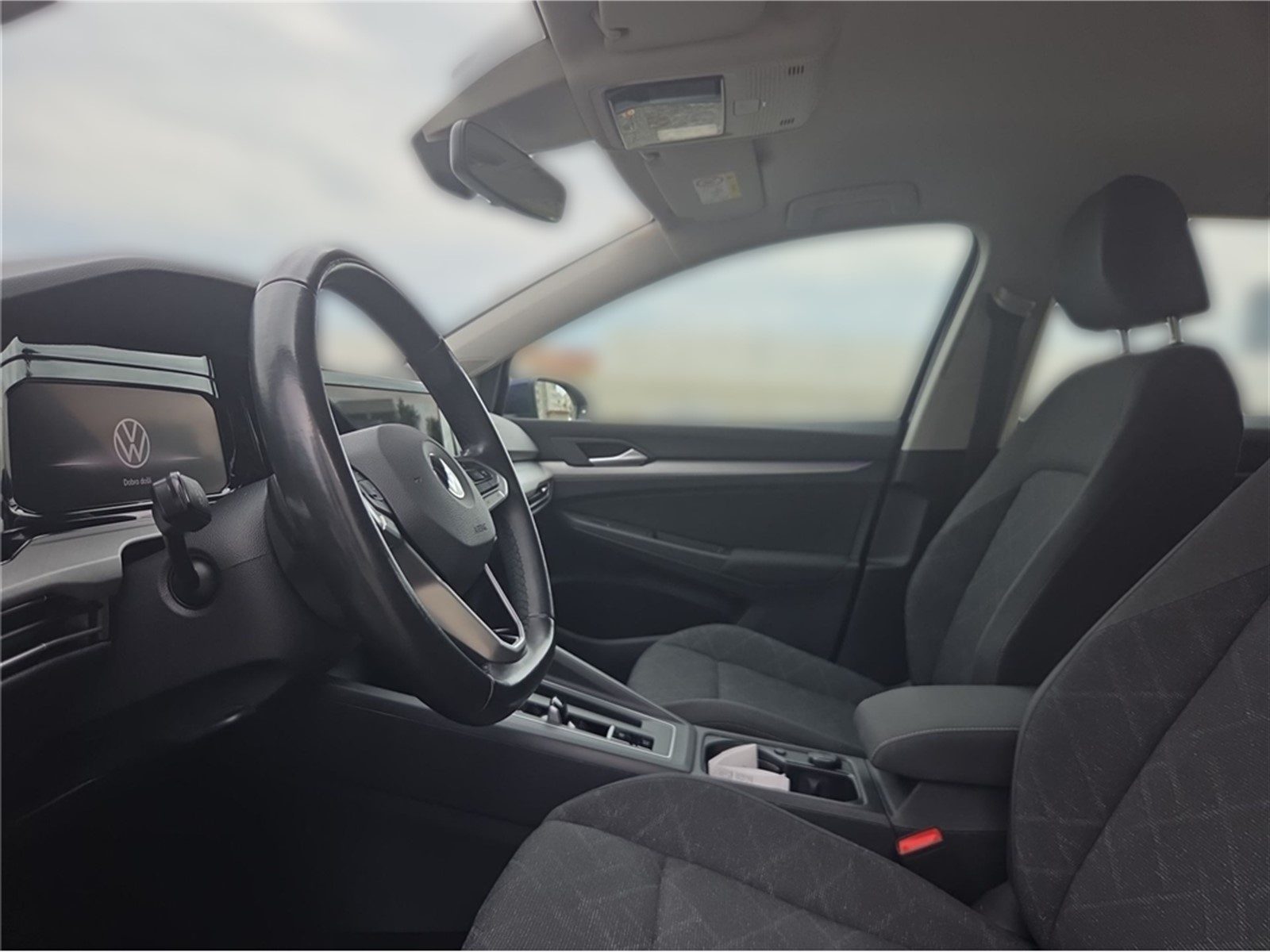2021 Volkswagen Golf — fotografija 7