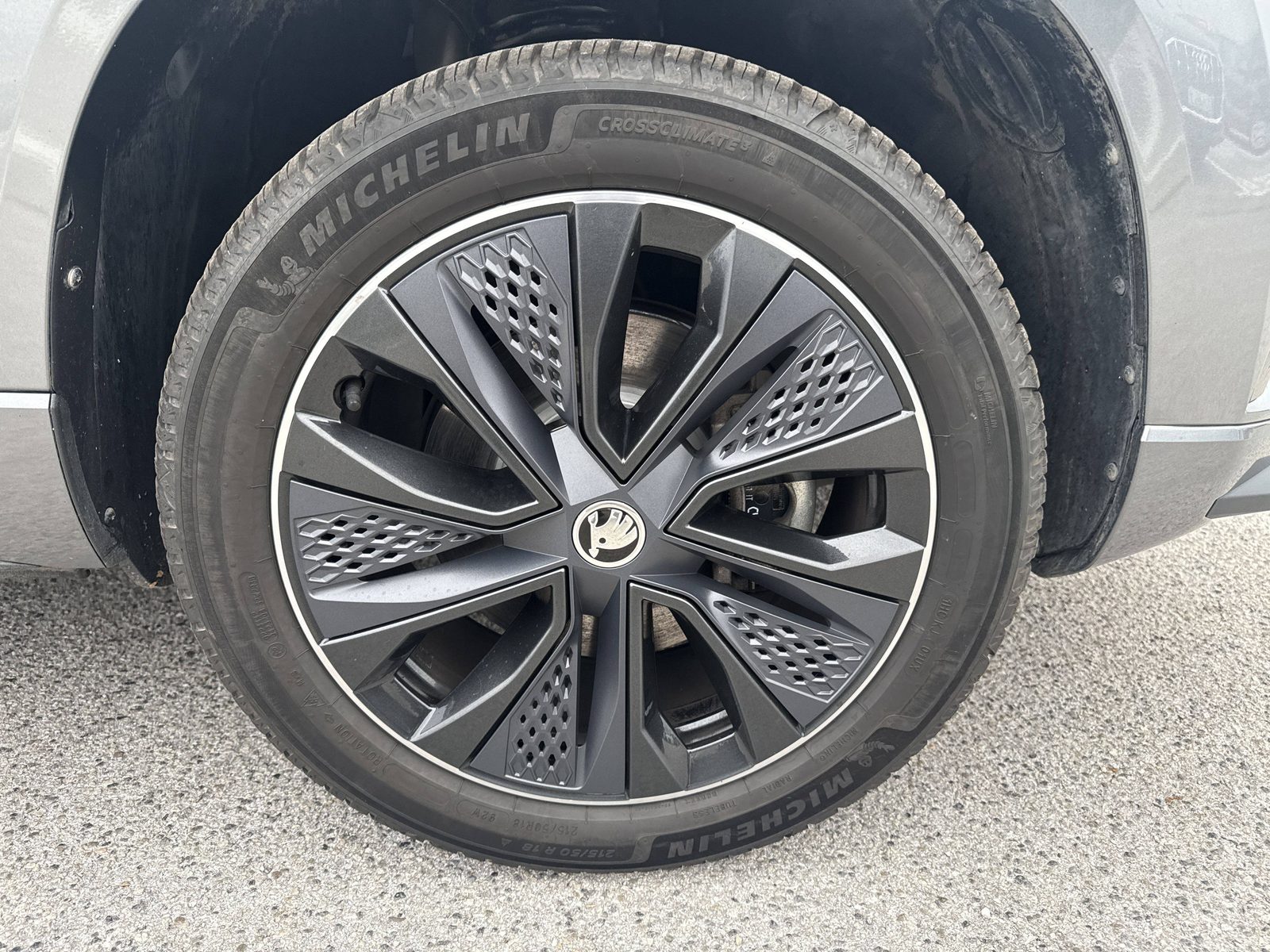 2024 Škoda Karoq — fotografija 20