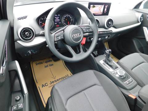 2023 Audi Q2 — sličica 9