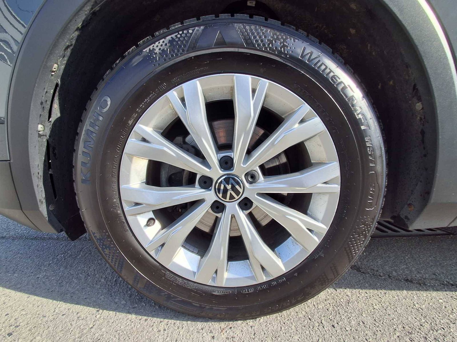 2021 Volkswagen Tiguan — fotografija 15