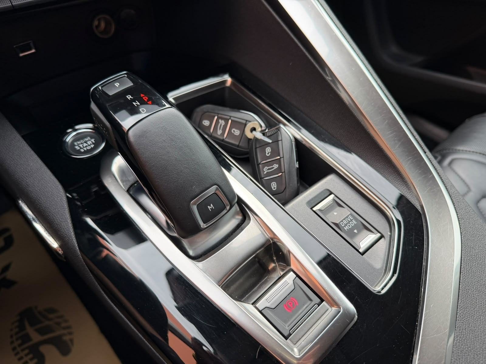 2022 Peugeot 5008 — fotografija 17