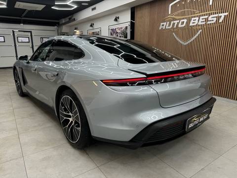 2020 Porsche Taycan — sličica 4