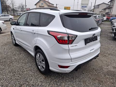 2018 Ford Kuga — sličica 7