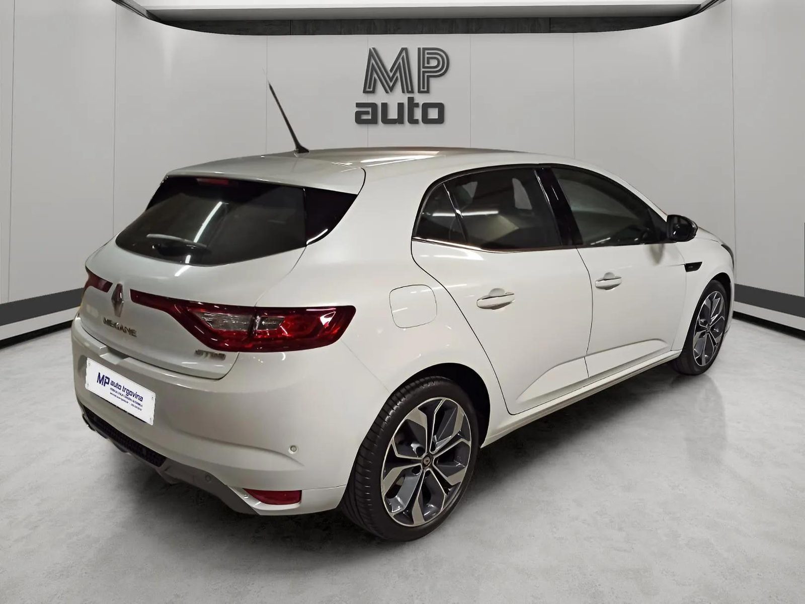 2018 Renault Megane — fotografija 18
