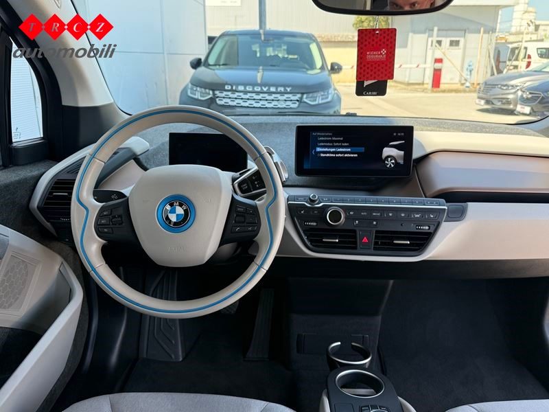2022 BMW i3 — fotografija 8