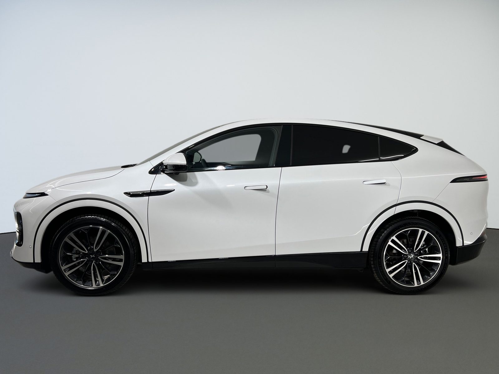 2025 XPENG G6 — fotografija 9