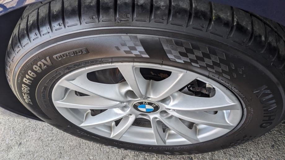 2018 BMW Serija 3 — fotografija 11