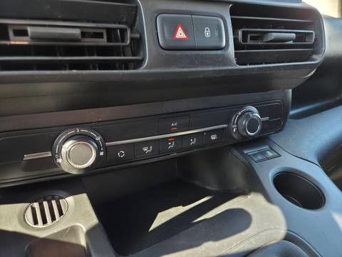 2020 Citroën Berlingo — sličica 10