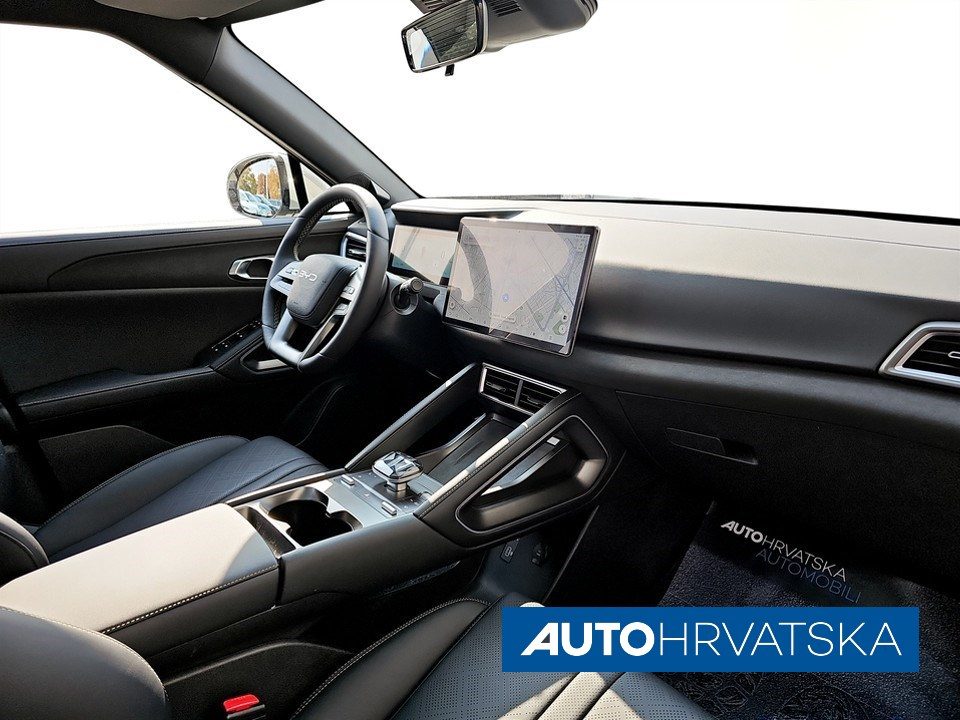 2025 BYD Atto 2 — fotografija 10