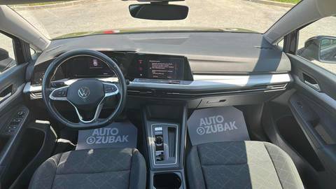 2023 Volkswagen Golf — sličica 11