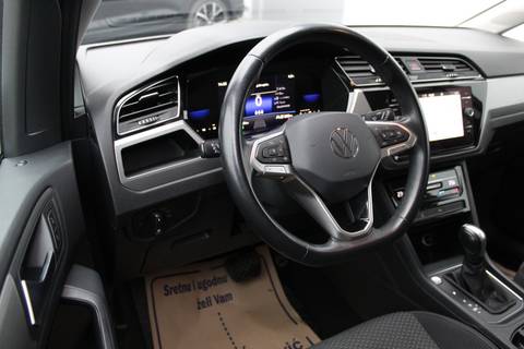 2024 Volkswagen Touran — sličica 9