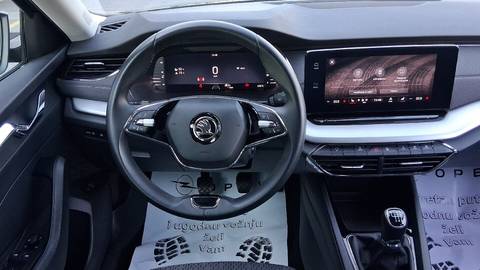 2023 Škoda Octavia — sličica 18