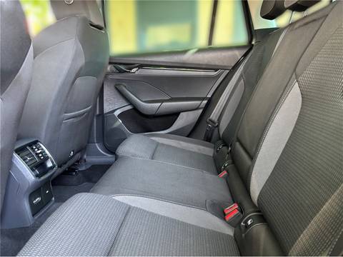 2021 Škoda Octavia Combi — sličica 11