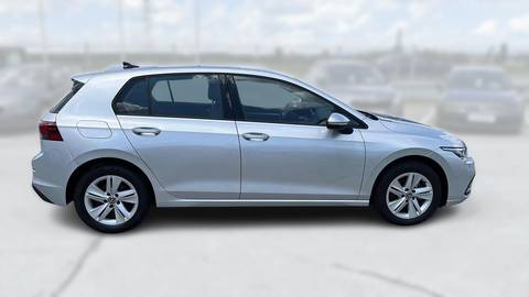 2022 Volkswagen Golf — sličica 8