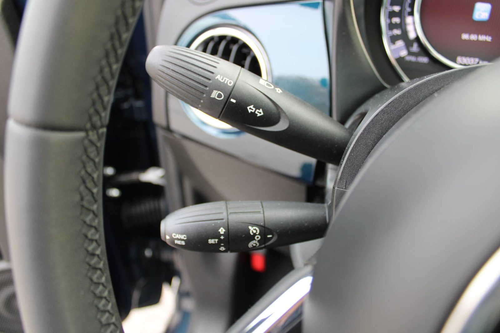 2022 Fiat 500 — fotografija 15