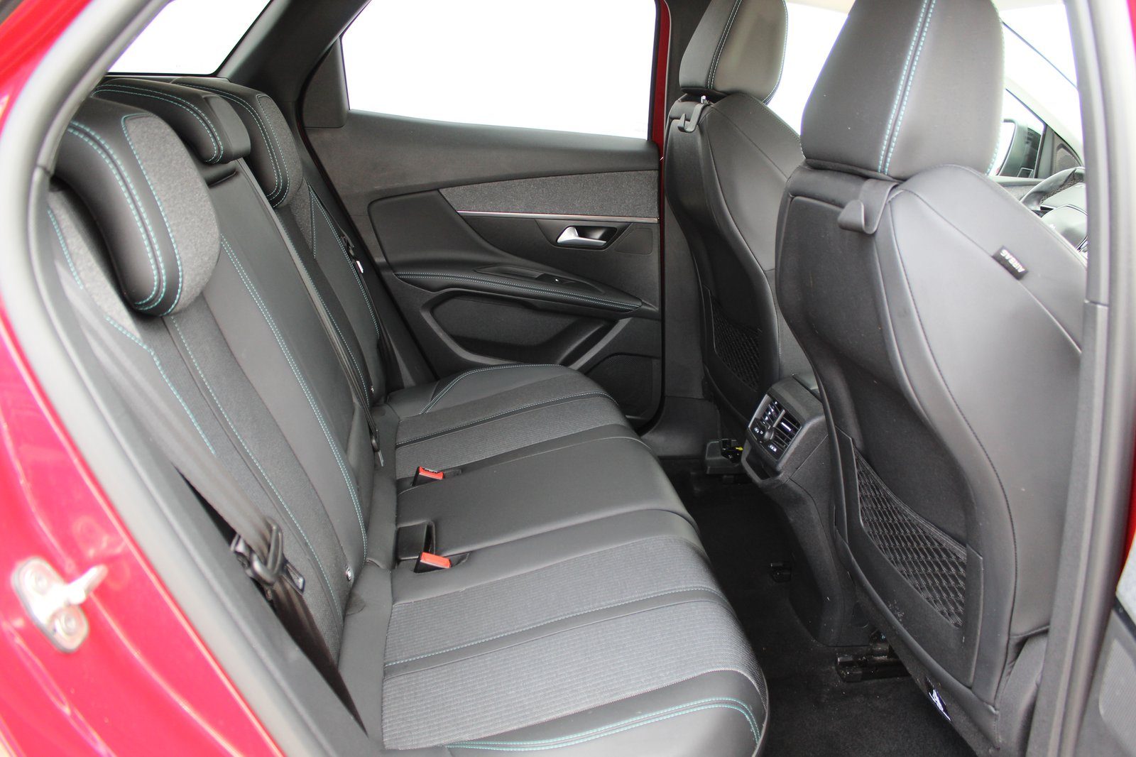 2022 Peugeot 3008 — fotografija 13