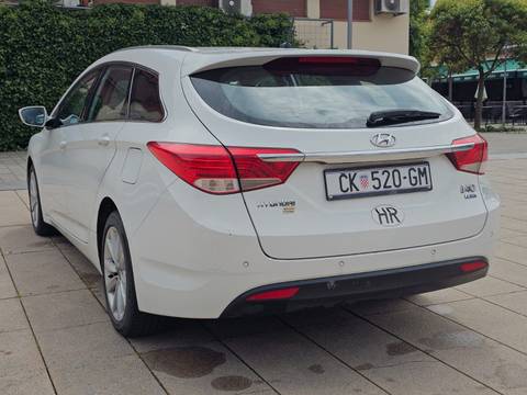 2012 Hyundai i40 — sličica 2