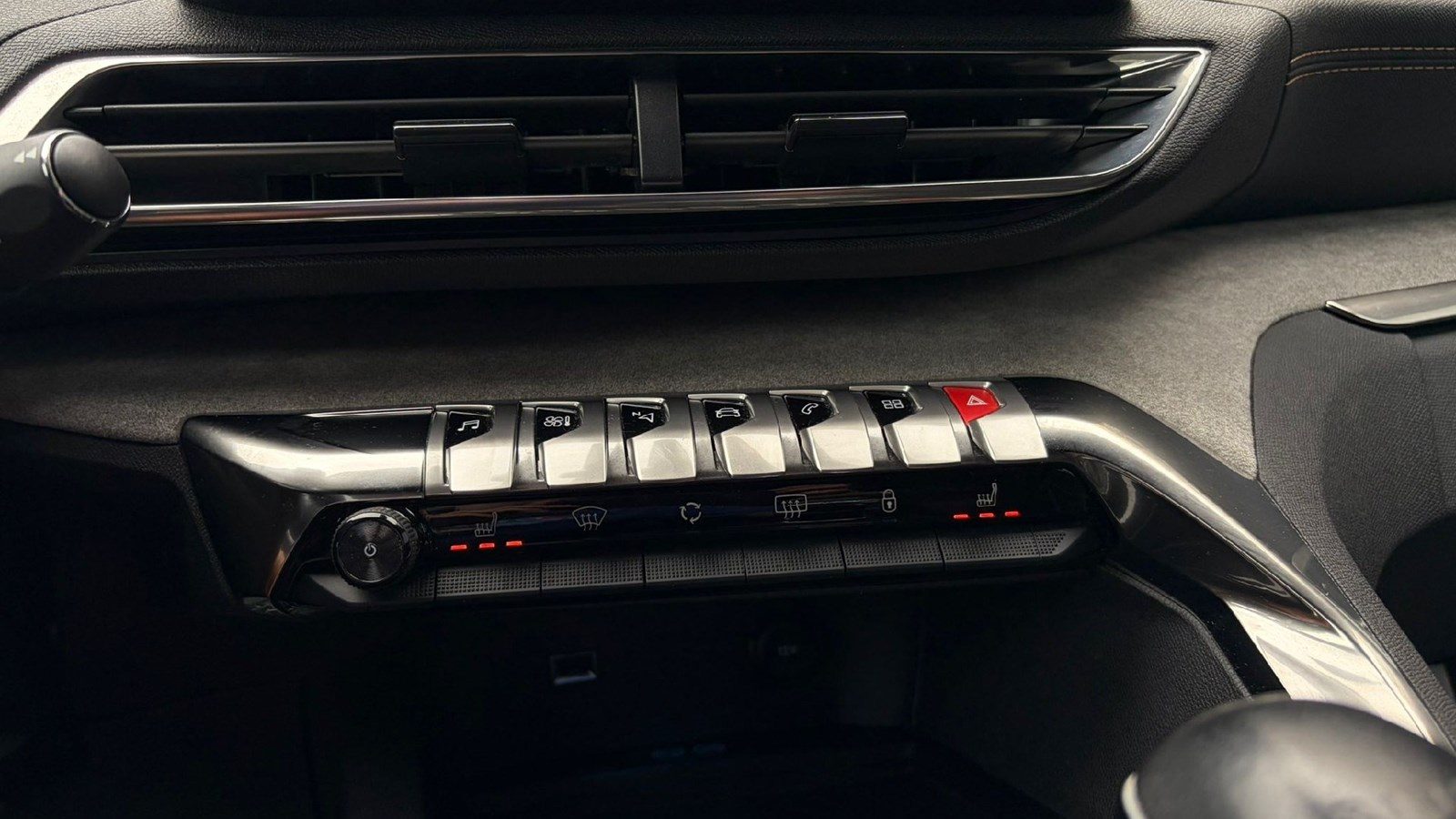 2021 Peugeot 5008 — fotografija 23