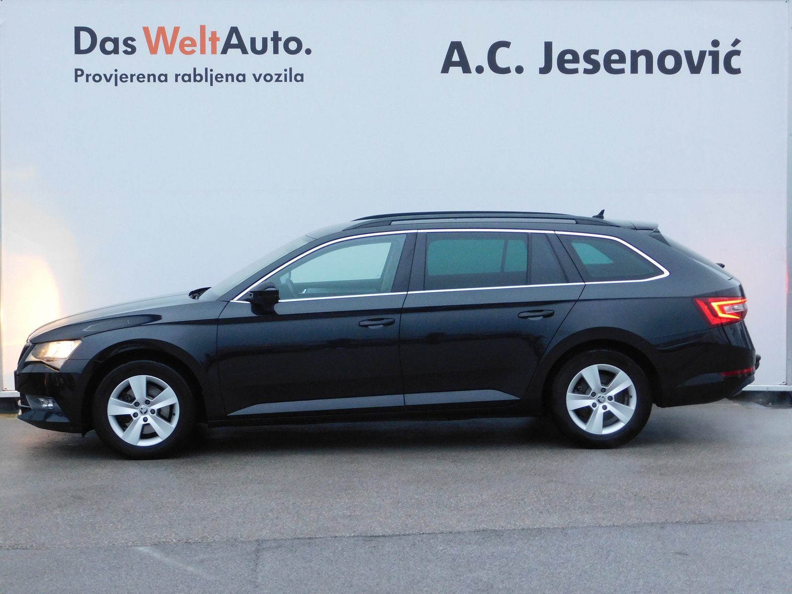 2017 Škoda Superb Combi — fotografija 6