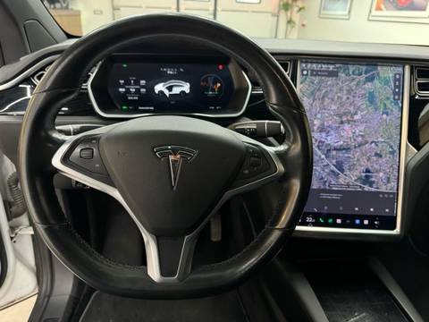 2017 Tesla Model — sličica 10