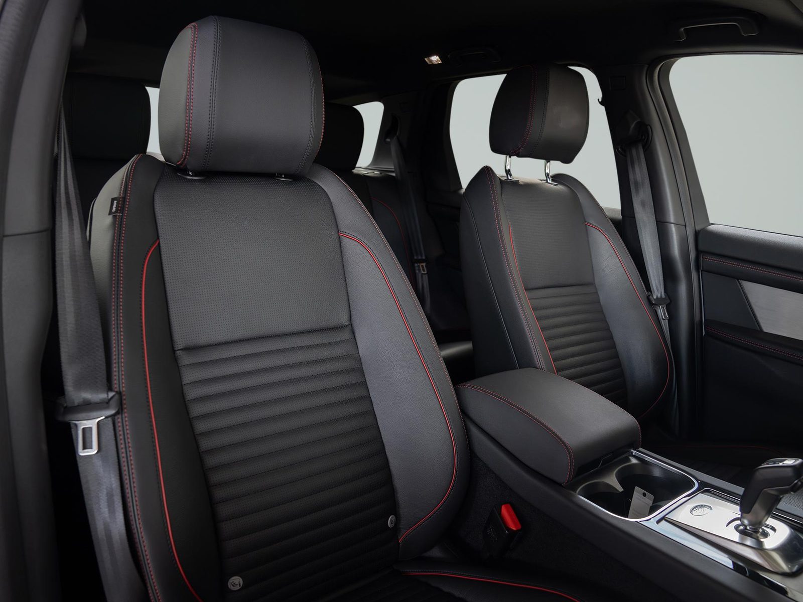 2023 Land Rover Discovery Sport — fotografija 21