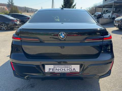 2024 BMW Serija 7 M Sport Pro — sličica 11