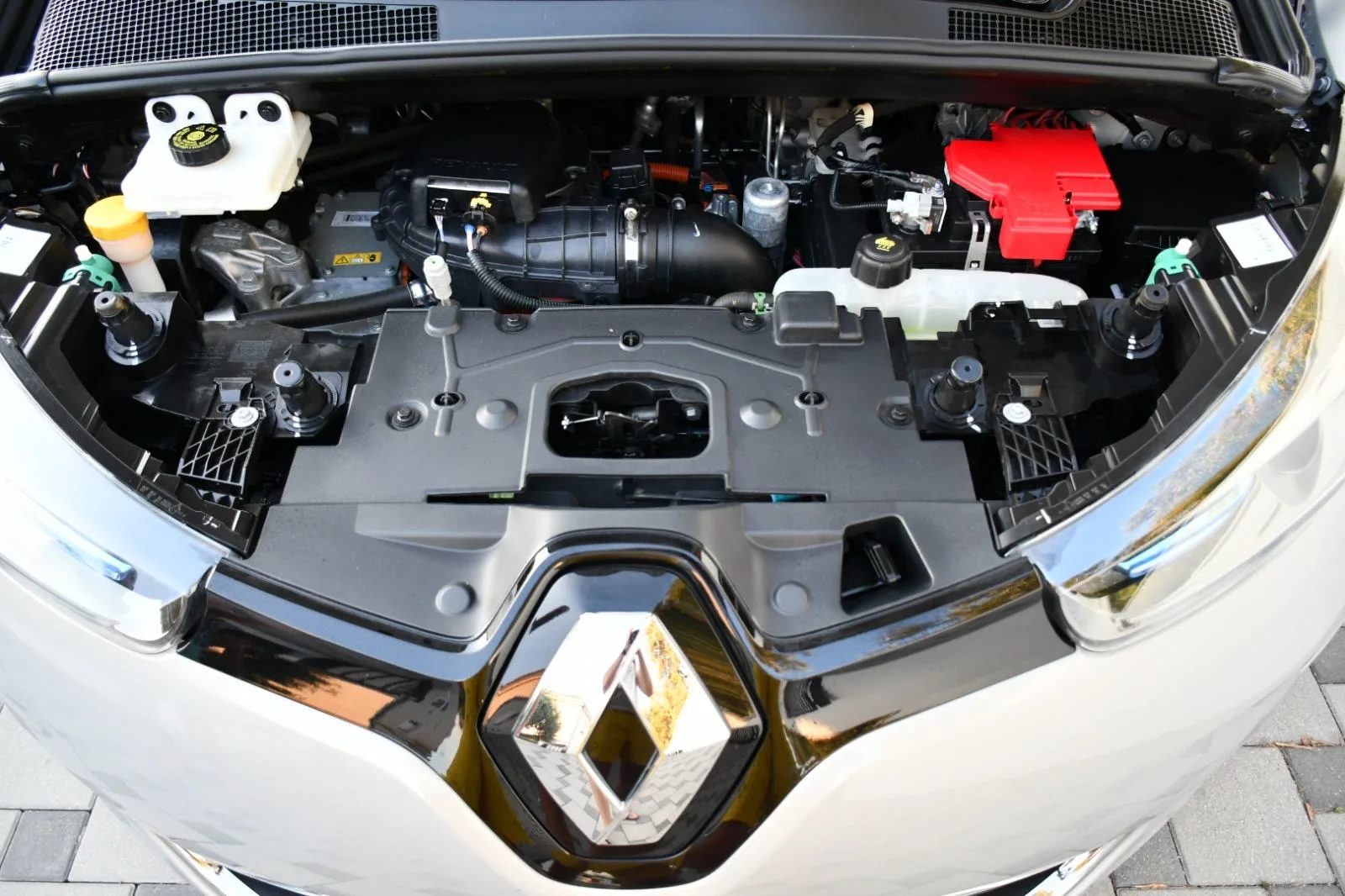 2018 Renault Zoe — fotografija 24