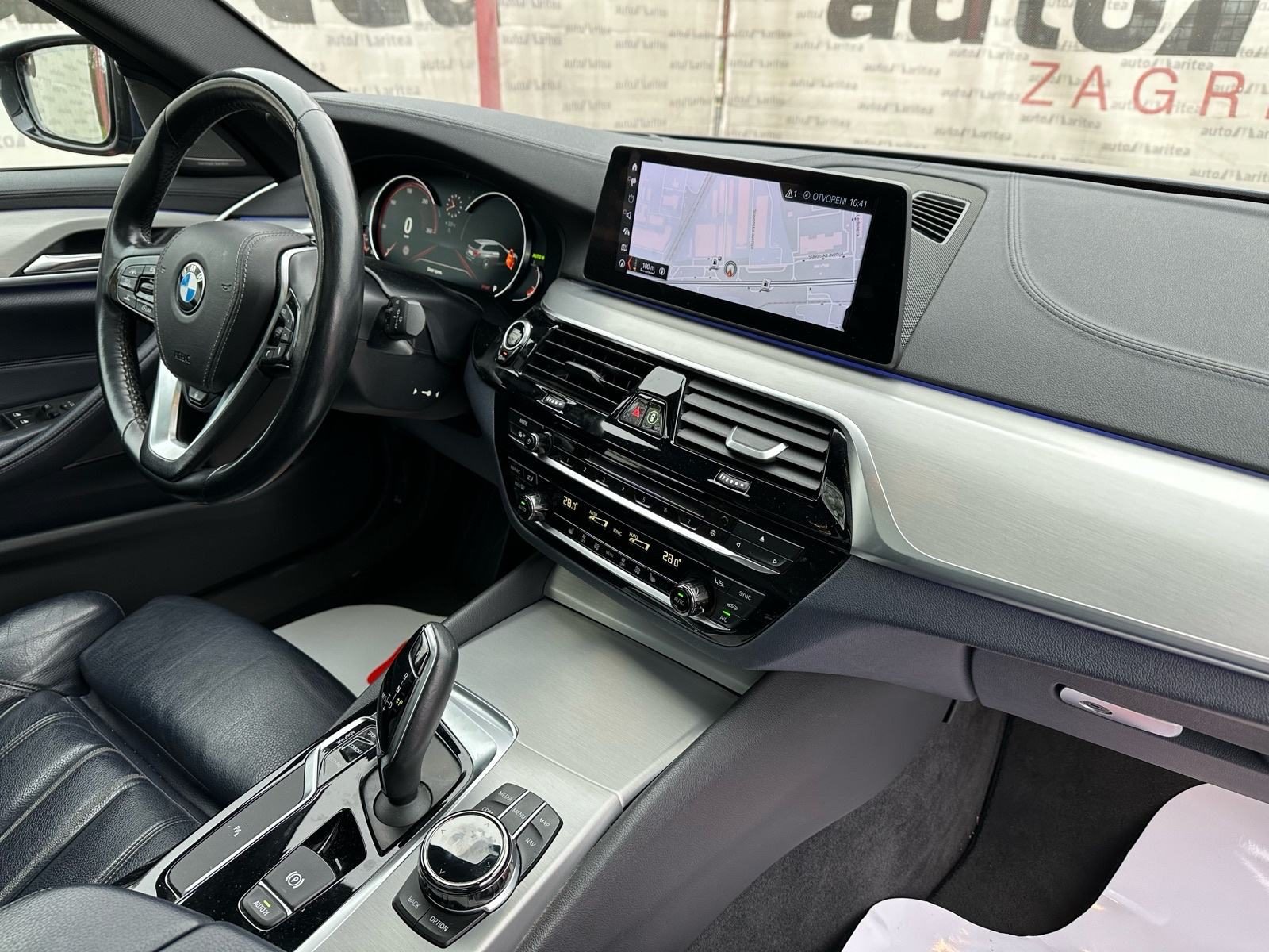 2017 BMW Serija 5 — fotografija 19