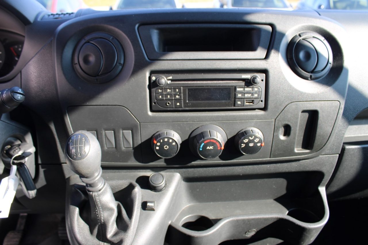 2018 Renault Master — fotografija 12