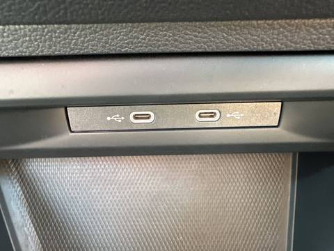 2024 Volkswagen Golf — sličica 27