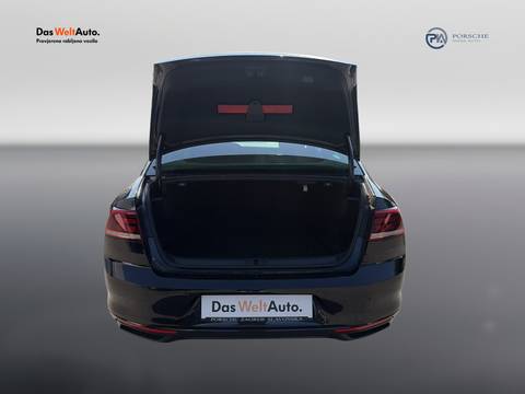 2021 Volkswagen Passat — sličica 20