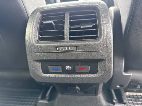 2022 Volkswagen Touran — sličica 22