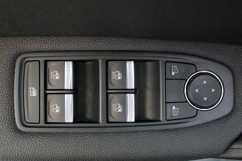 2023 Renault Captur — sličica 13