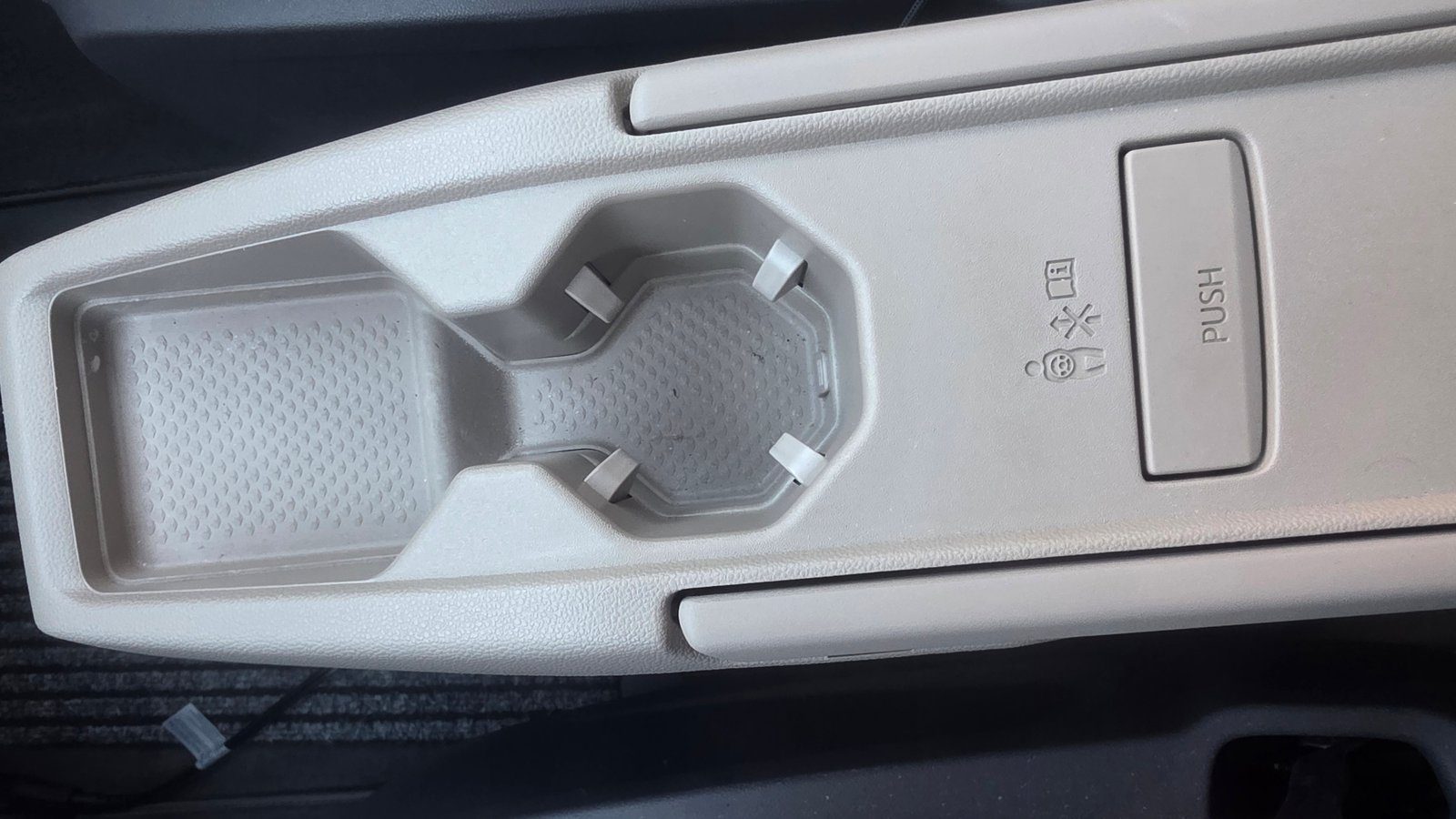 2023 Volkswagen Multivan — fotografija 22