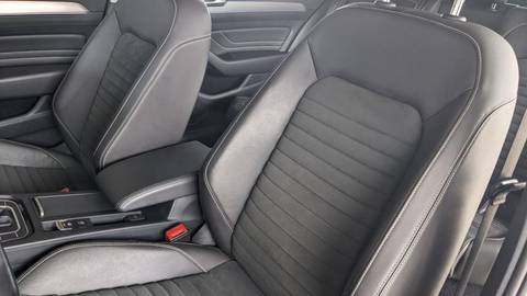 2023 Volkswagen Passat — sličica 21