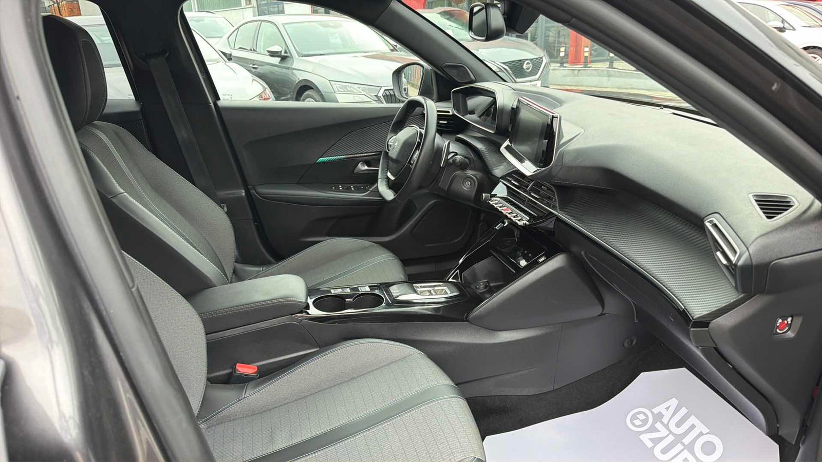 2023 Peugeot 2008 — fotografija 9