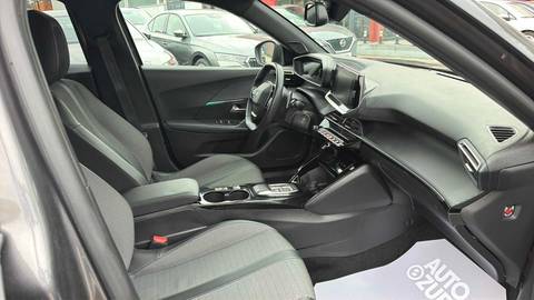2023 Peugeot 2008 — sličica 9