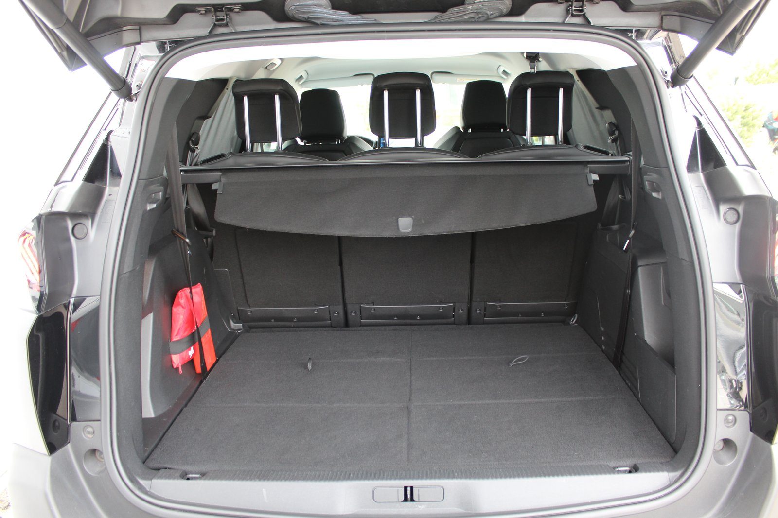 2022 Peugeot 5008 — fotografija 18