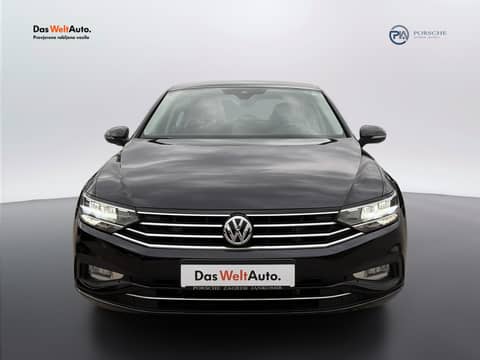 2020 Volkswagen Passat — sličica 4