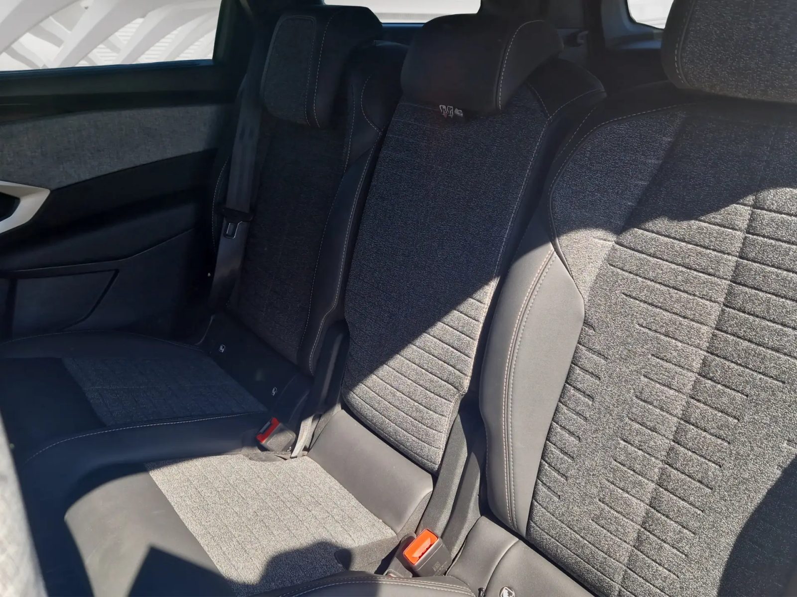 2025 Peugeot 5008 — fotografija 15