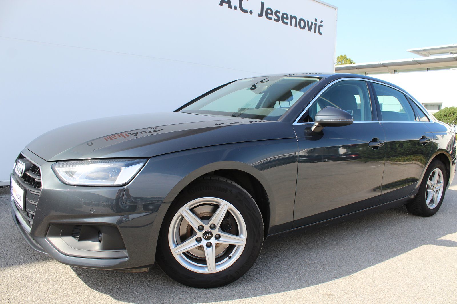 2022 Audi A4 — fotografija 5