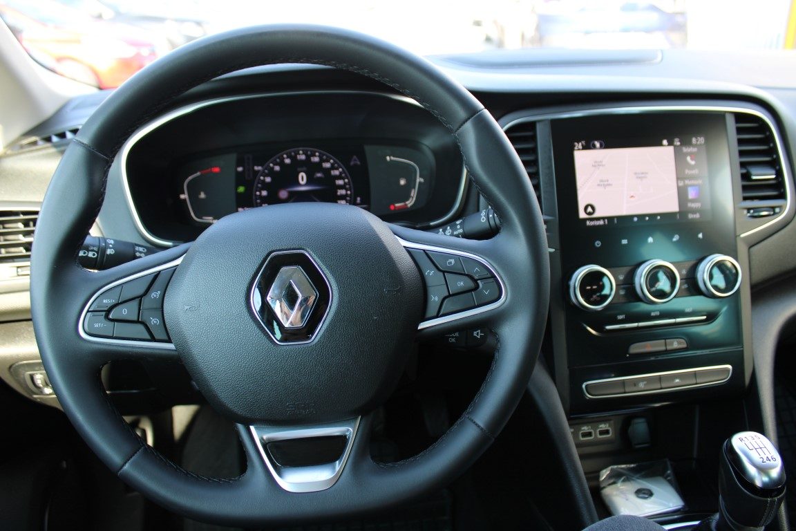 2023 Renault Megane — fotografija 10