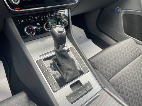 2021 Škoda Superb — sličica 19