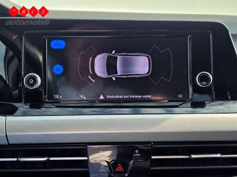 2021 Volkswagen Golf — sličica 10