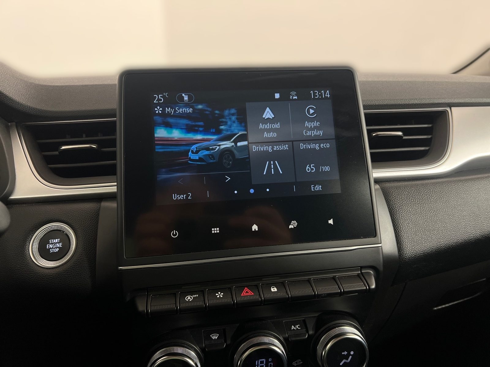 2023 Renault Captur — fotografija 18