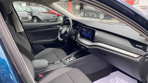 2023 Škoda Octavia Combi — sličica 9