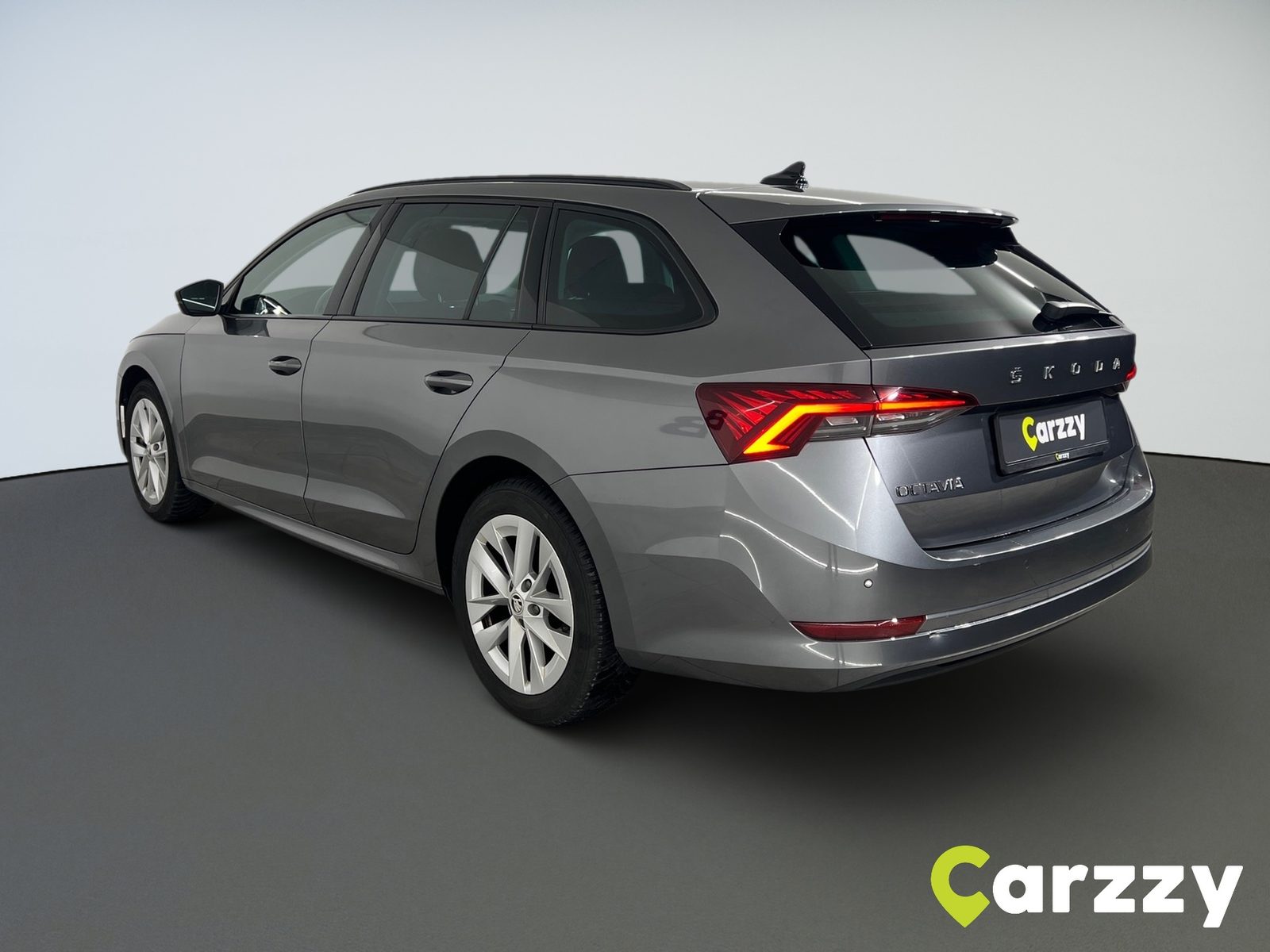 2022 Škoda Octavia Combi — fotografija 8