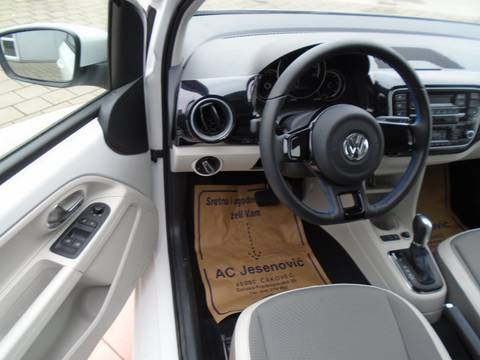 2017 Volkswagen up! — sličica 9