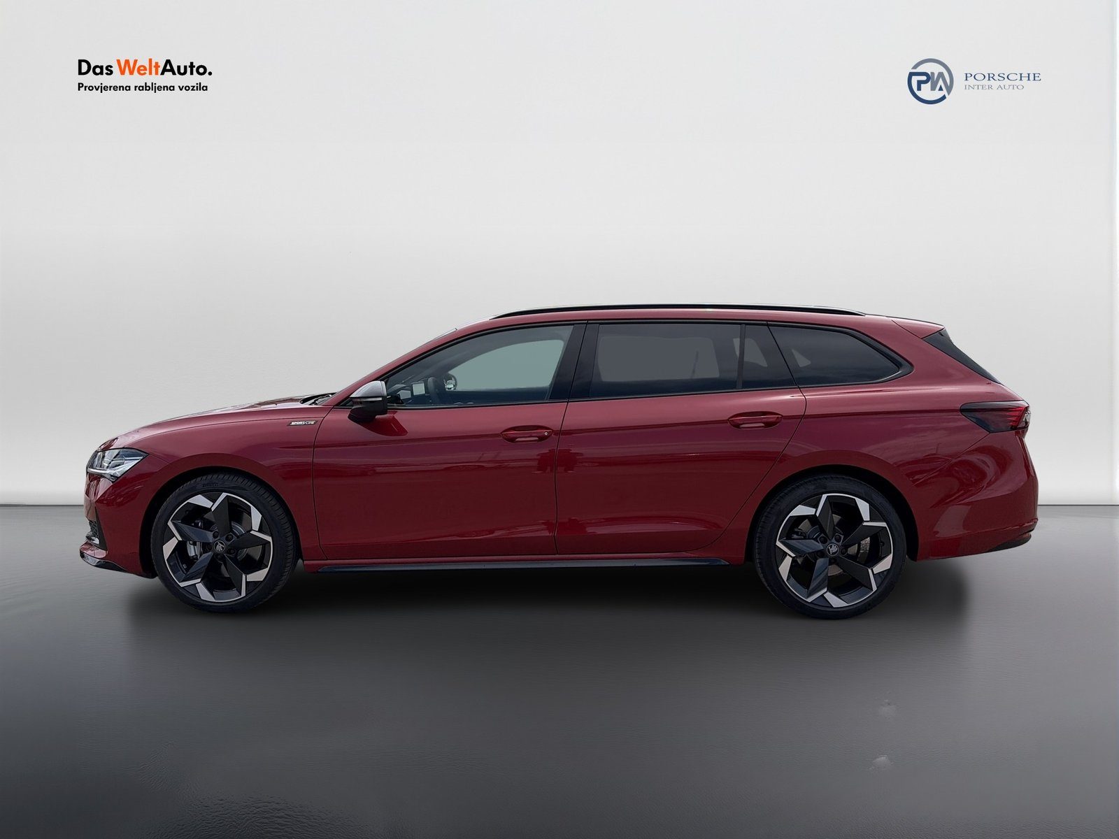 2026 Škoda Superb Combi Sportline — fotografija 8