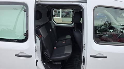 2021 Renault Kangoo Express — sličica 9